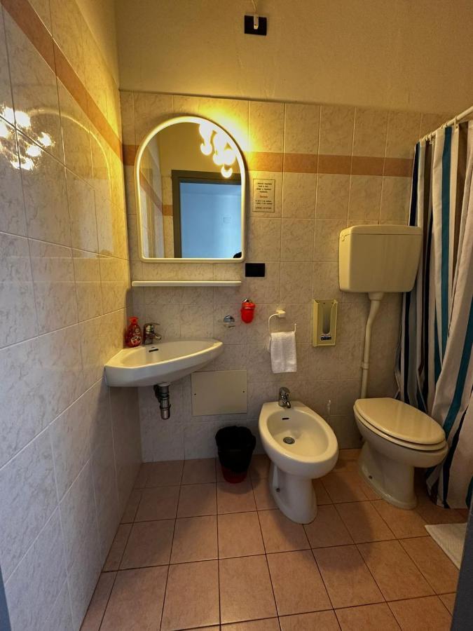 Be Me Hotel Helvetia Tabiano Terme Ngoại thất bức ảnh