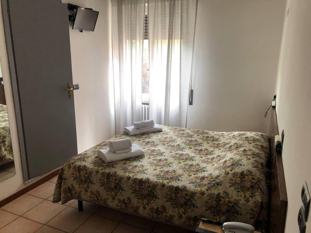 Be Me Hotel Helvetia Tabiano Terme Ngoại thất bức ảnh