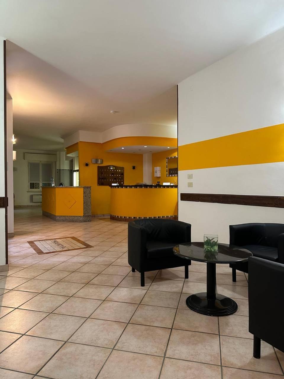 Be Me Hotel Helvetia Tabiano Terme Ngoại thất bức ảnh